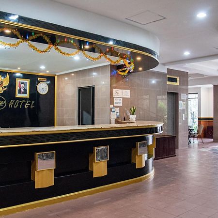 Melin Hotel Tanjungpinang Exterior foto