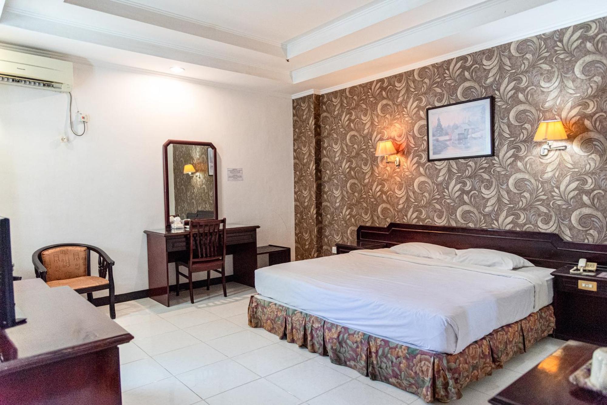 Melin Hotel Tanjungpinang Exterior foto