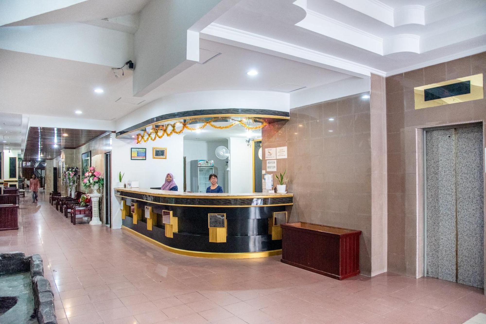 Melin Hotel Tanjungpinang Exterior foto